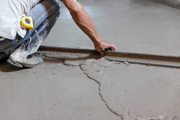Best Concrete Pool Decks in Sunnyslope, WA
